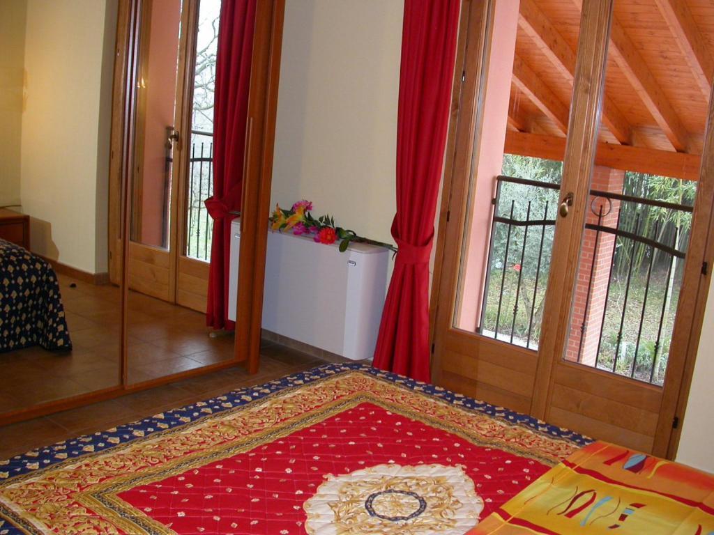 Agriturismo Radamez Monzambano Bilik gambar